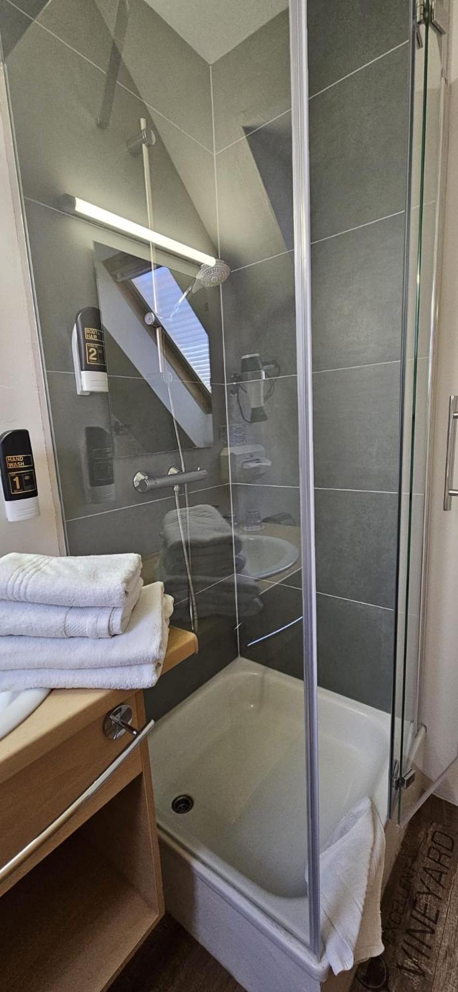 Hotel Am Deich Norddeich  Bagian luar foto